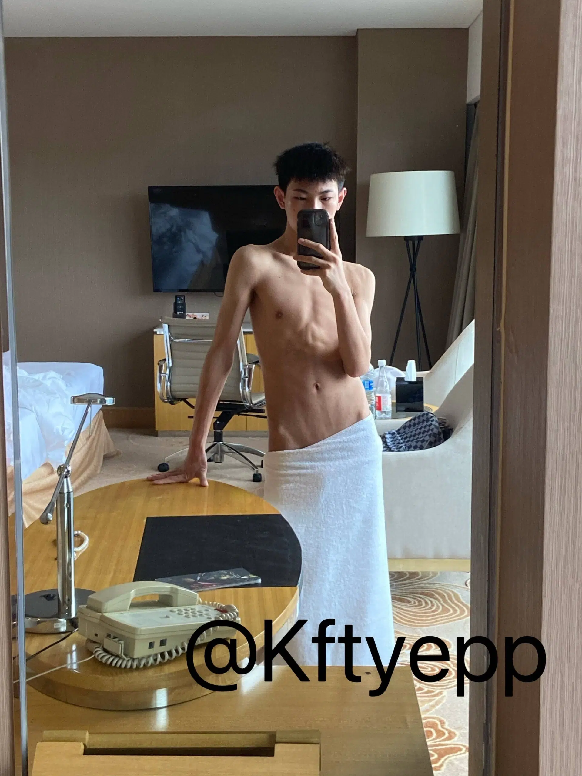 四川千島健太郎@KFTYEPP COLLECTION