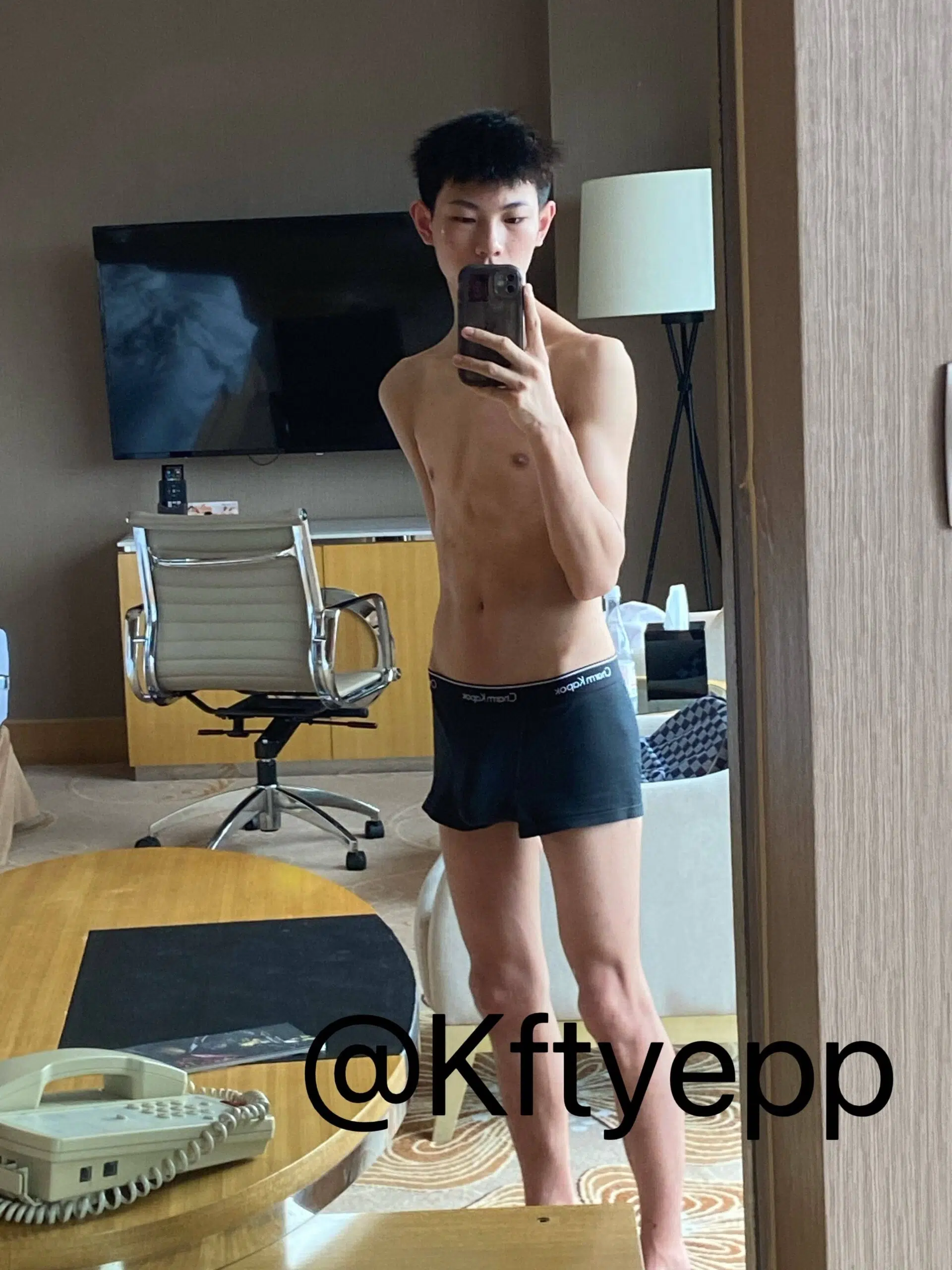 四川千島健太郎@KFTYEPP COLLECTION