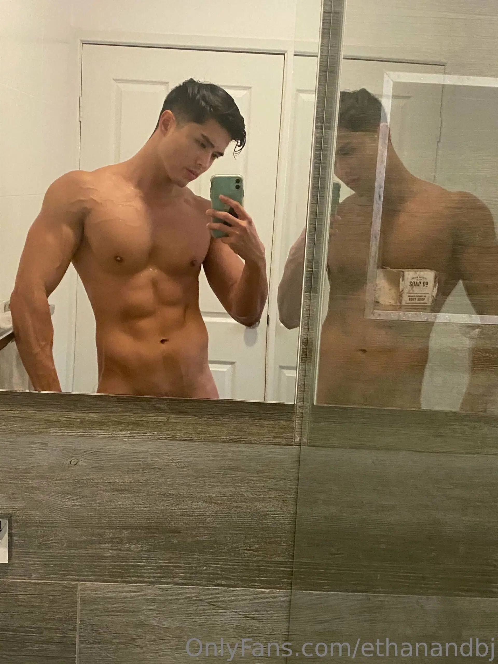 ELIXXXOFFIC PRIVATE SET