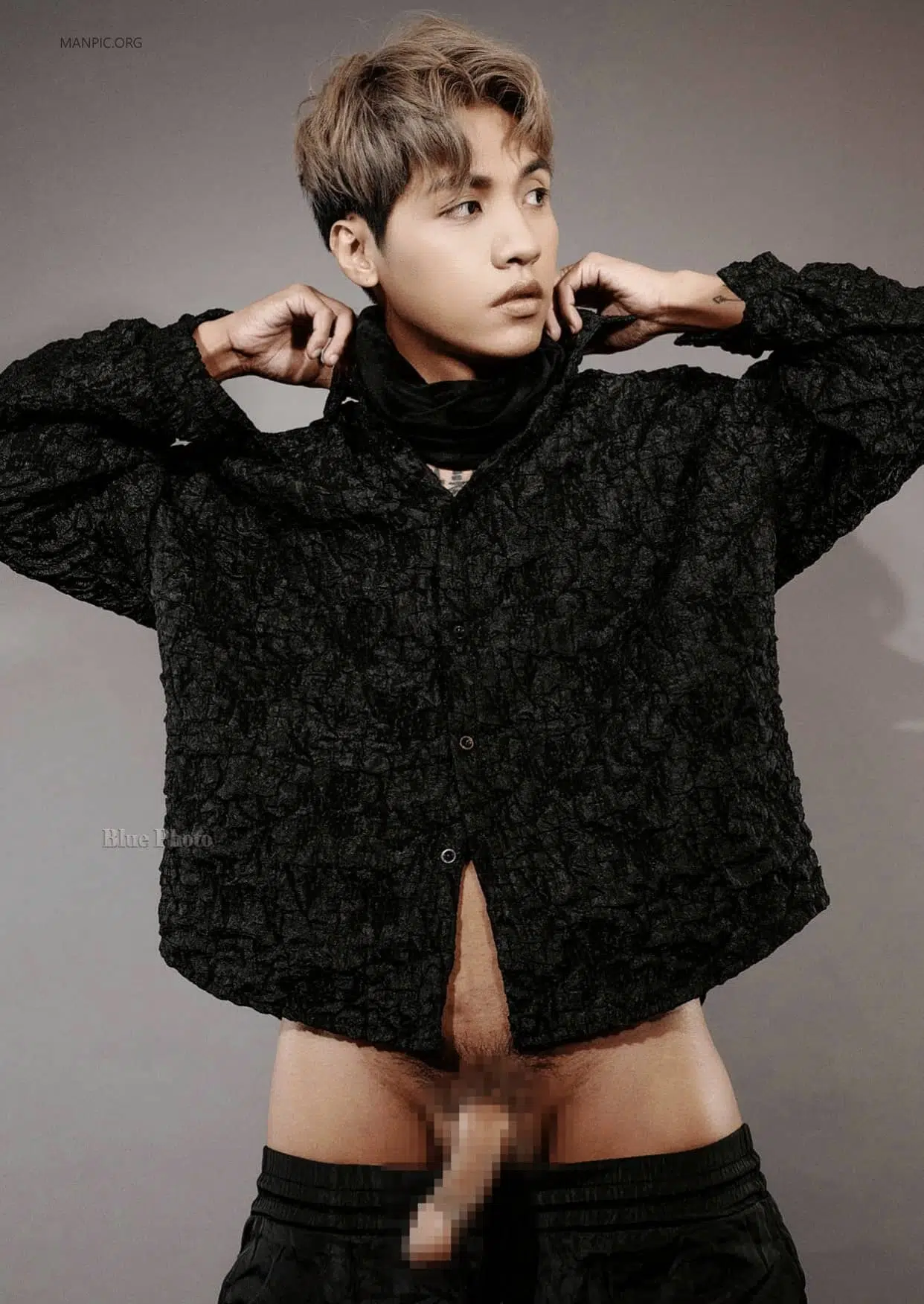 Bluephoto 藍攝 No.305 上翹大男孩私密探索 阿寶 ‖ R+【PHOTO+VIDEO】