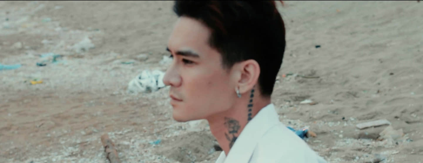 Follow ซ่อน…เสว (photo+video)