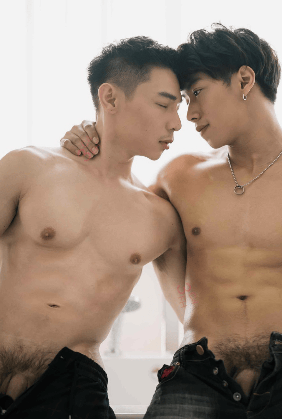 BANG! MAGAZINE NO.8 (ebook+ exclusive video)