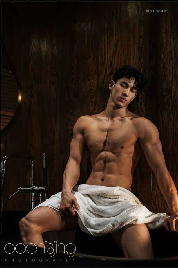 X1- Vol.02 – Adonisjing (photo)