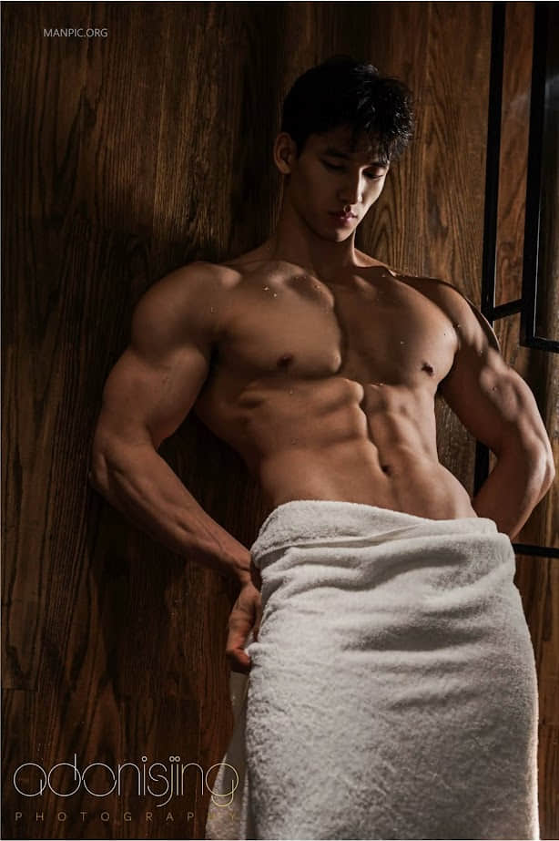 X1- Vol.02 – Adonisjing (photo)