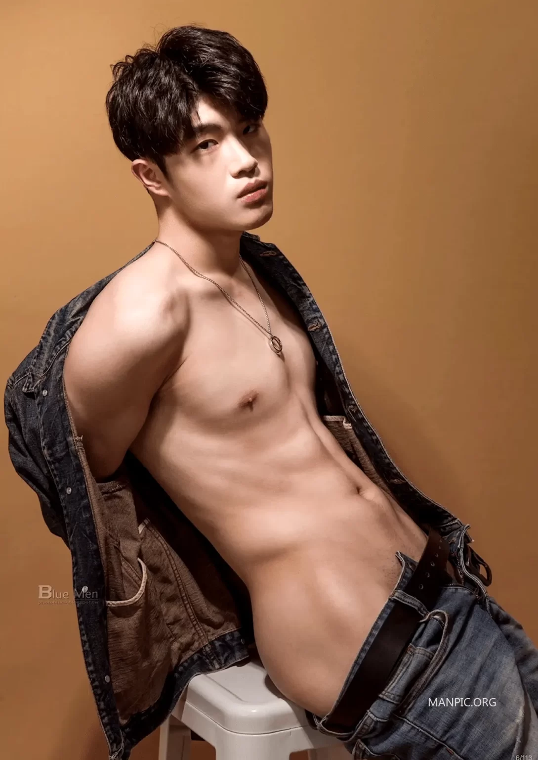 BLUEMEN 藍男色 NO.476 奶狗男大生叛逆露出 熊熊[Photo+Video R+]