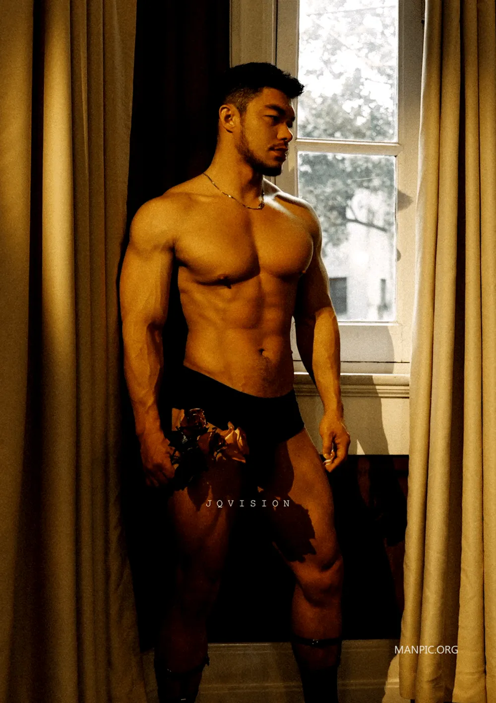 JQVISION ISSUE 19：Brad的秘密[Photo]
