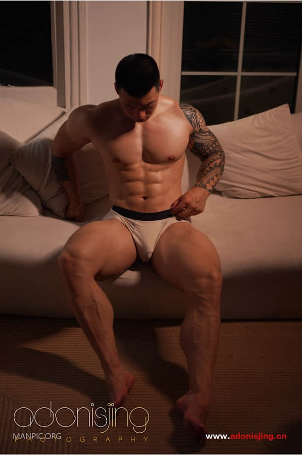 ADONISJING 劉京 UNIQUE 5 Vol.03 花臂直男首度大尺度寫真[Photo]