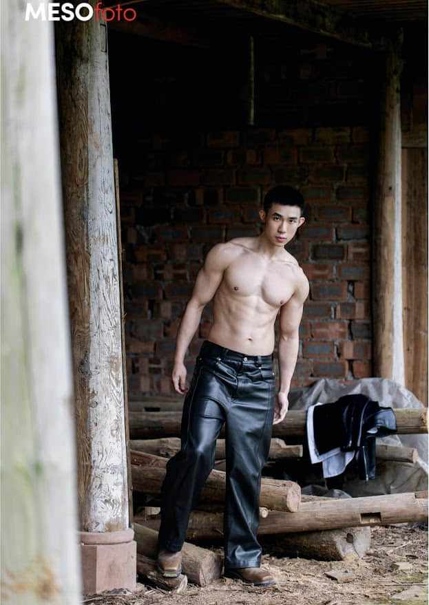 MESOfotoBOOK-06 Under A Quiet Rain[Photo+Video]